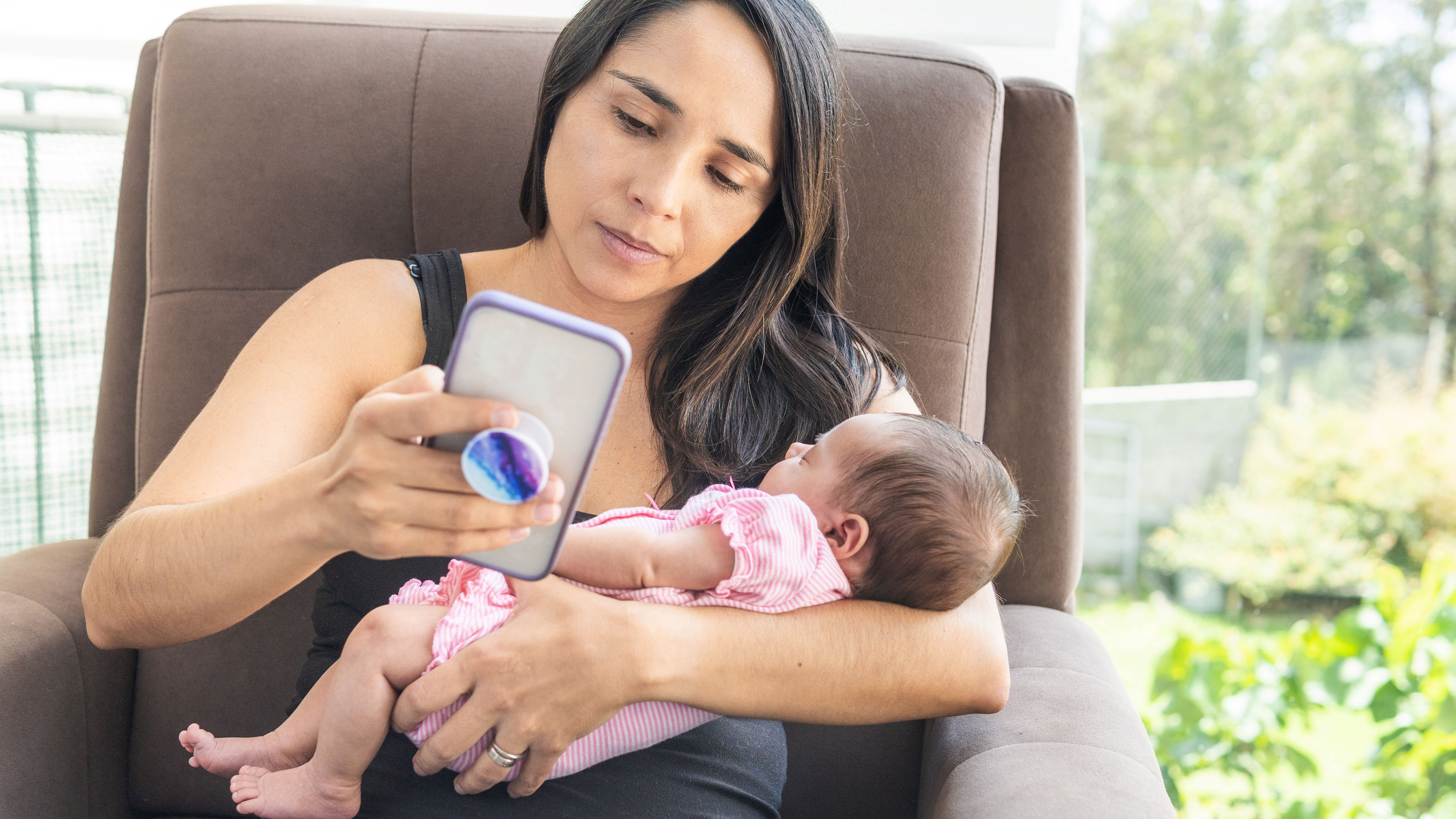 Stories That Heal: Support For Moms Facing Tough Times